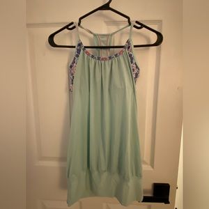 Lululemon 2 in 1 tank/sports bra
